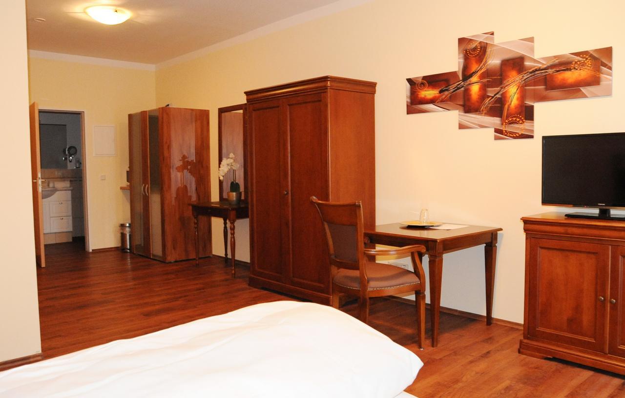 Aparthotel Scheuer 胡尔特 外观 照片